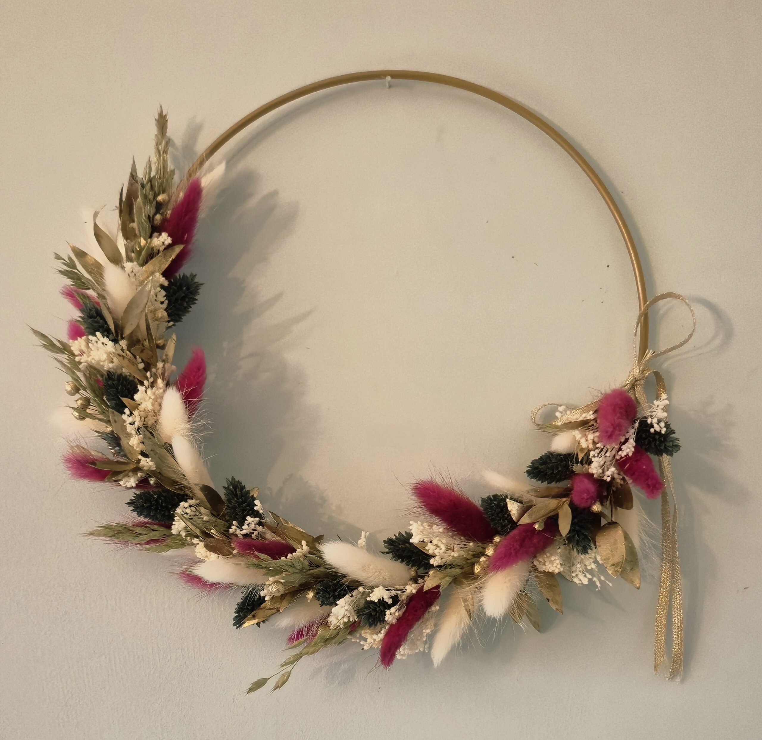 Couronne murale de fleurs