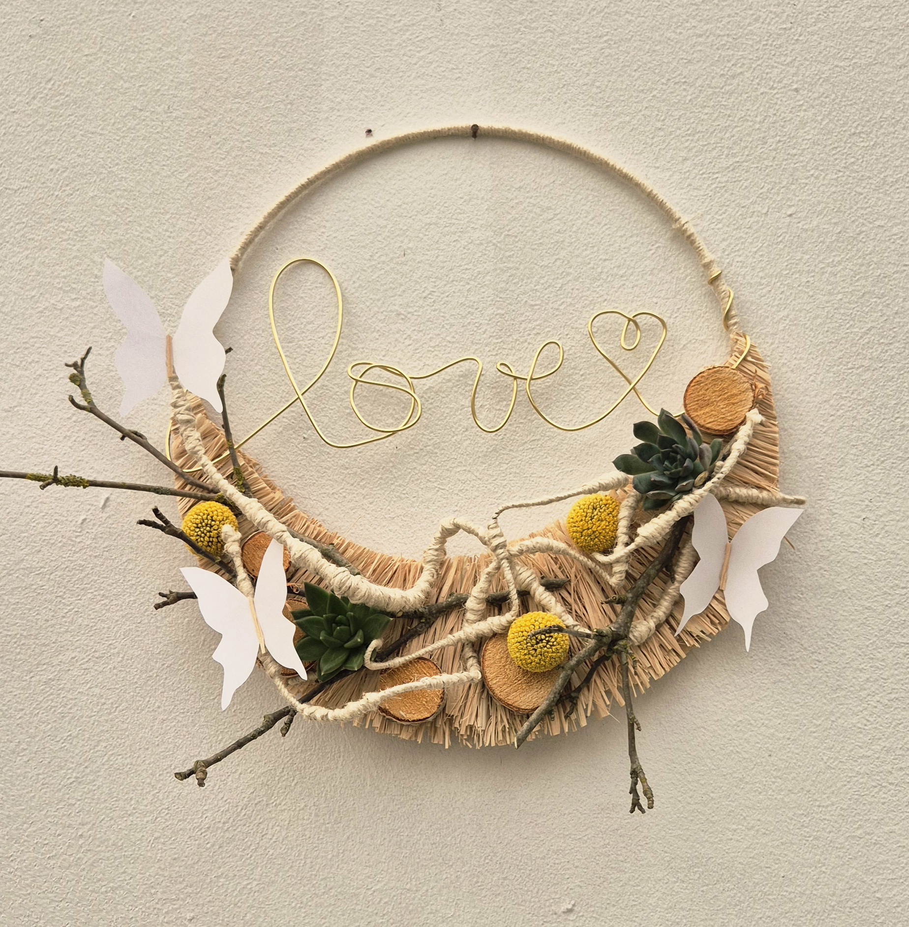 Couronne de raffia